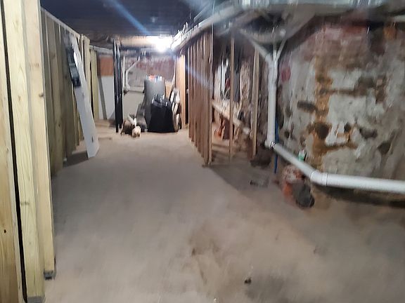 5th image of 2248 N Park Ave #1