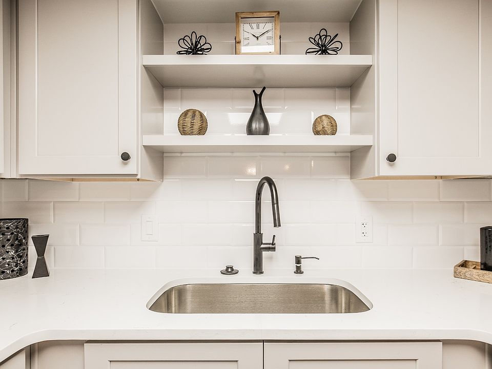 1st image of 21 Vaughns Gap Rd APT 55