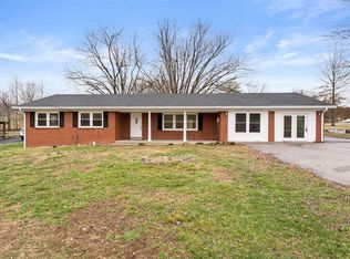 1914 Green Valley Rd, Glasgow, KY 42141