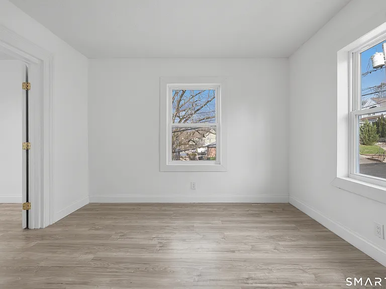 23 Dunn Ave #2 — Photo 7