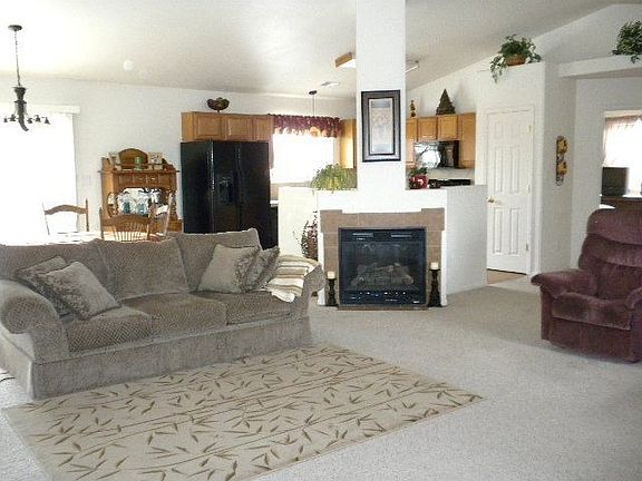 3rd image of 296 Westwater Cir