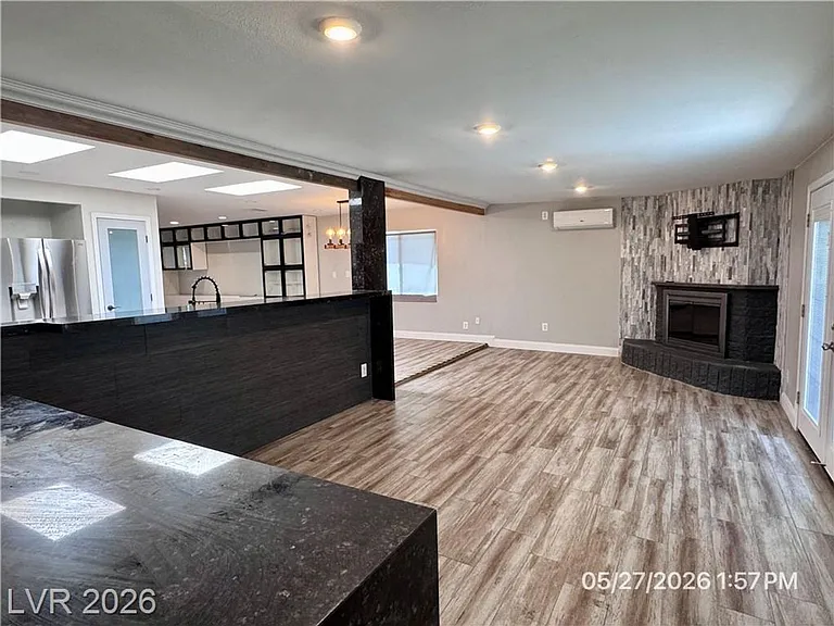 4248 Montdale Ave — Photo 8