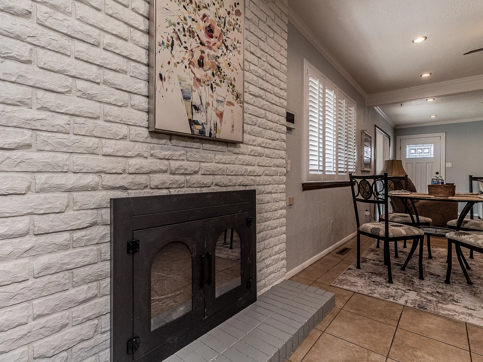 2 bed, 900 sqft, $2,450 — Photo 2