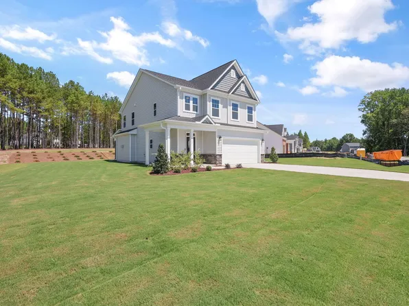 146 Eagle Rock Dr, Lillington, NC 27546