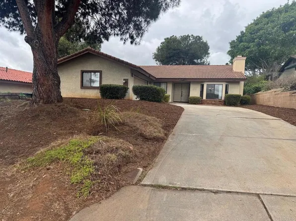 1906 Odell Cir, Vista, CA 92084