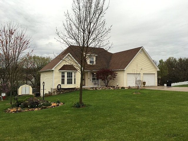 1st image of 3705 Willow Brook Dr
