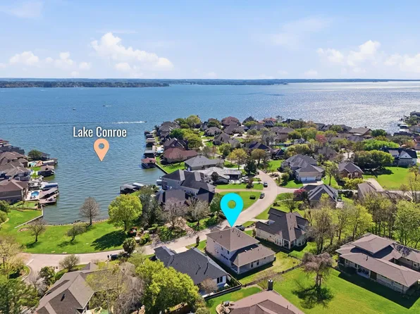 310 Edgewood Dr, Montgomery, TX 77356