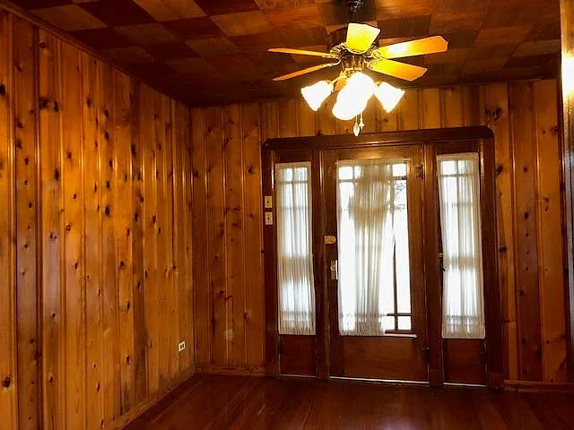 2 bed, 1.0 bath, 980 sqft, $1,300 — Photo 3