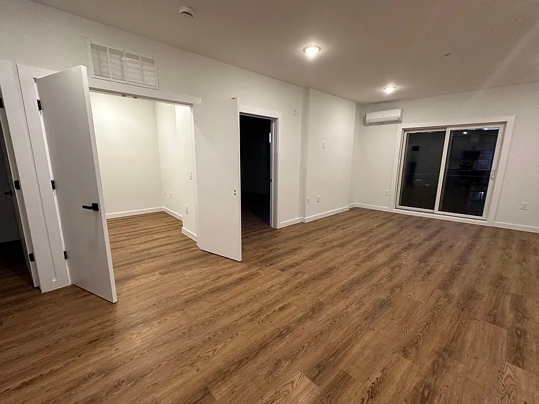 224 Garfield Ave #B — Photo 13