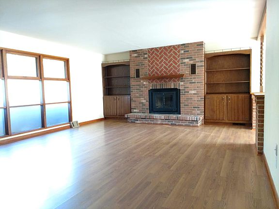 4th image of 141 Delcy Dr