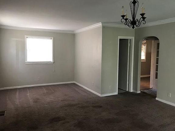 Dining or office area