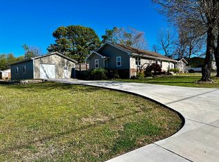 1152 E 9th St, Mountain Home, AR 72653