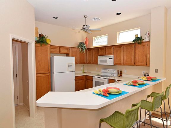 3rd image of 2310 E Cargondera Canyon Dr