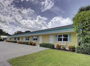 69 W Bay St #105, Englewood, FL 34223