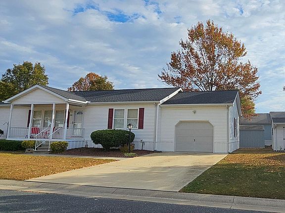 2nd image of 30 Kensington Dr
