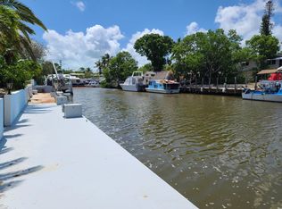 14 S Exuma Rd, Key Largo, FL 33037