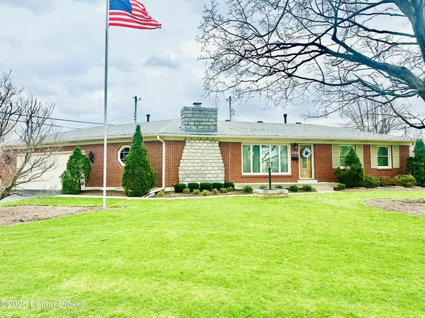 3100 Kaye Lawn Dr, Louisville, KY 40220