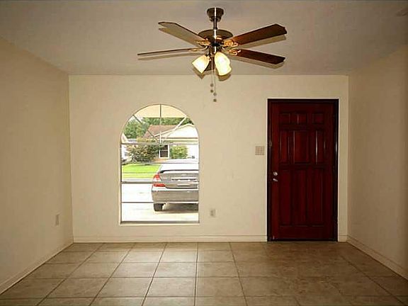 2nd image of 1540 Delta Dr