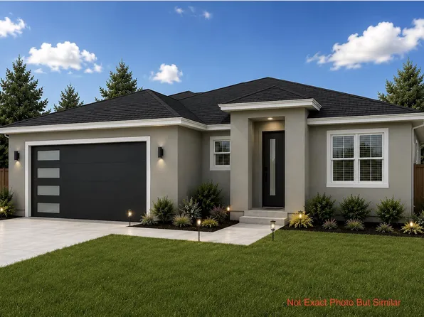 409 Hogan St, Sunnyside, WA 98944