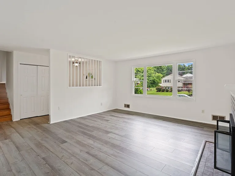 7106 Jayhawk St — Photo 10