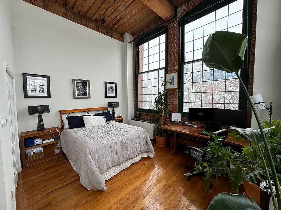 25 Grand St #149