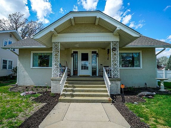 Covered Porch