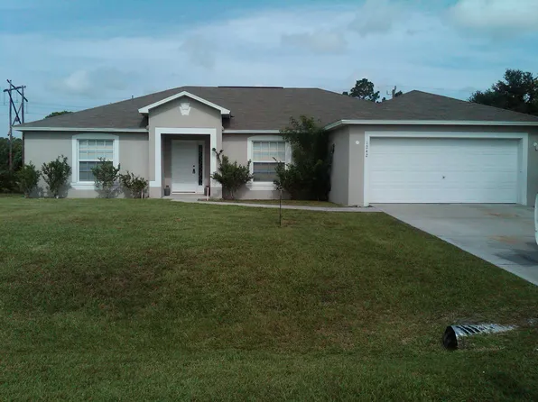 1242 Coral Reef Ave NW, Palm Bay, FL 32907