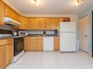 21-28 21st St #1, Astoria, NY 11105