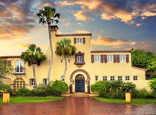 2 Tropical Ln, Daytona Beach, FL 32118