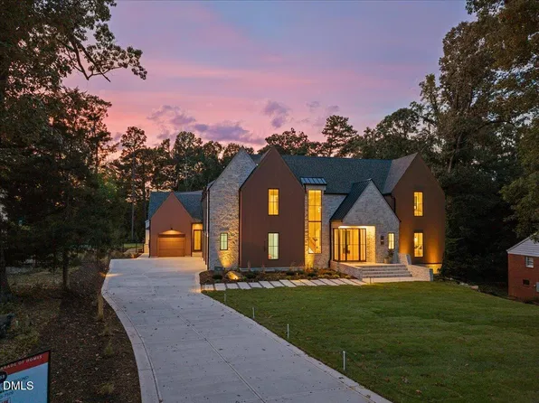 1132 Wimbleton Dr, Raleigh, NC 27609