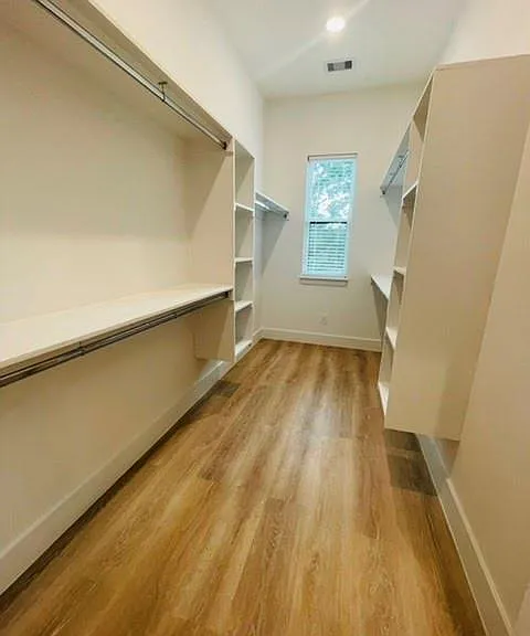5312 Denmark St — Photo 13