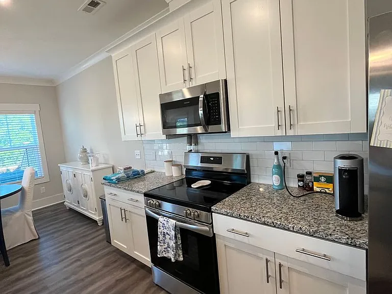 7404 Springwater Dr — Photo 9