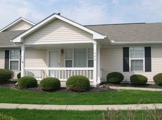 1320 Hillview Cir W, Newark, OH 43055