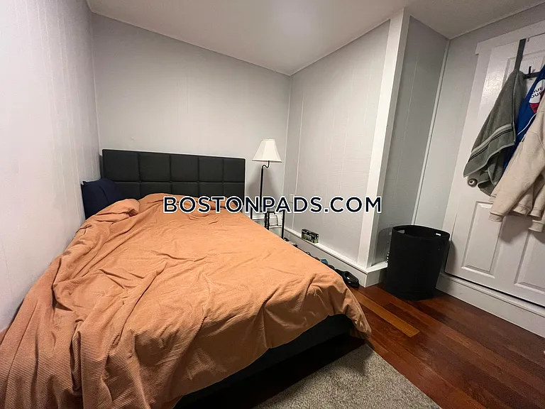 24 Farrington Ave #1 — Photo 63