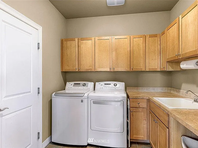 4421 Marionberry Ct — Photo 13