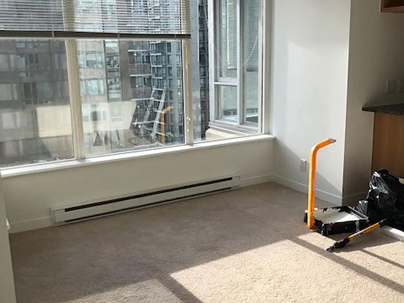 2nd image of 1001 Richards St #1406
