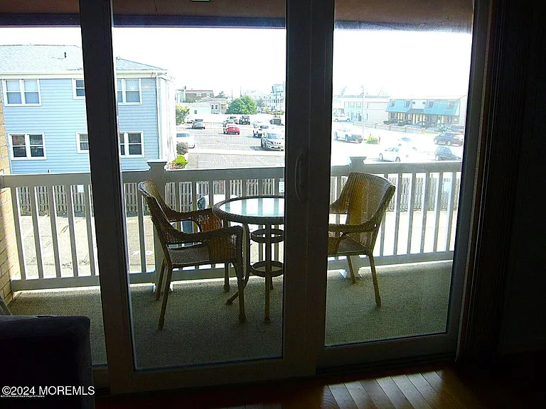 1187 Ocean Ave #12 — Photo 9