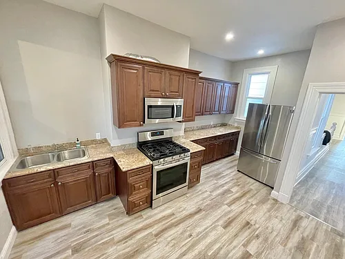 2554 Bryant St #2554 Photo 1