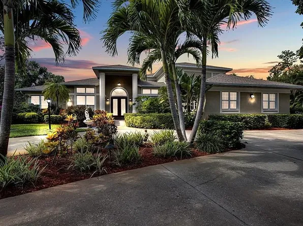 2405 87th St NW, Bradenton, FL 34209