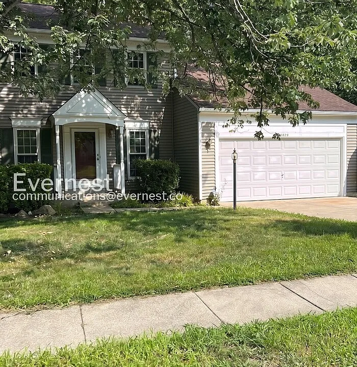 11829 Parliament Dr