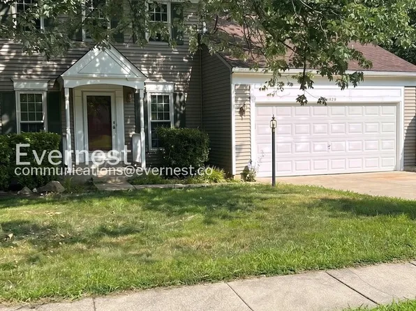 11829 Parliament Dr, Woodbridge, VA 22192
