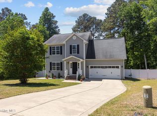 112 Smokey Mountain Drive, Raeford, NC 28376