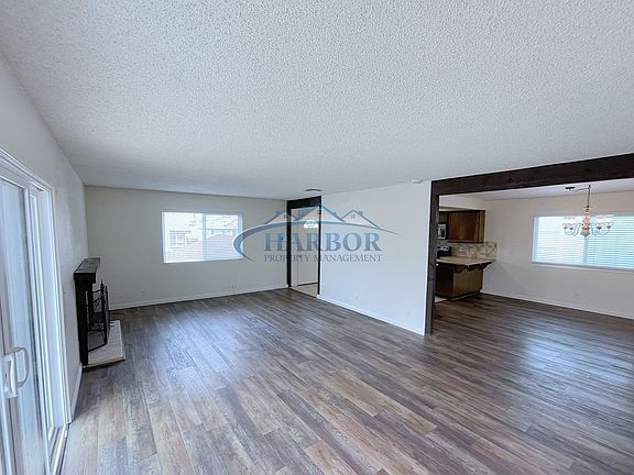 4th image of 1821 Harriman Ln APT B