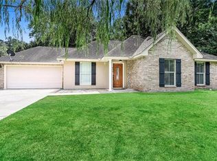 830 Nancy St, Mandeville, LA 70448