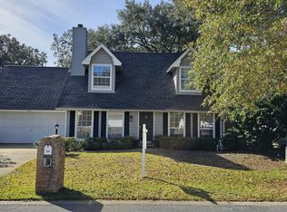 406 Parkwood Pl, Niceville, FL 32578