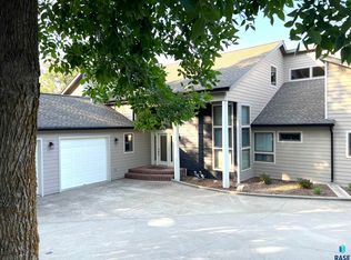 2166 Rix Rd, Grenville, SD 57239