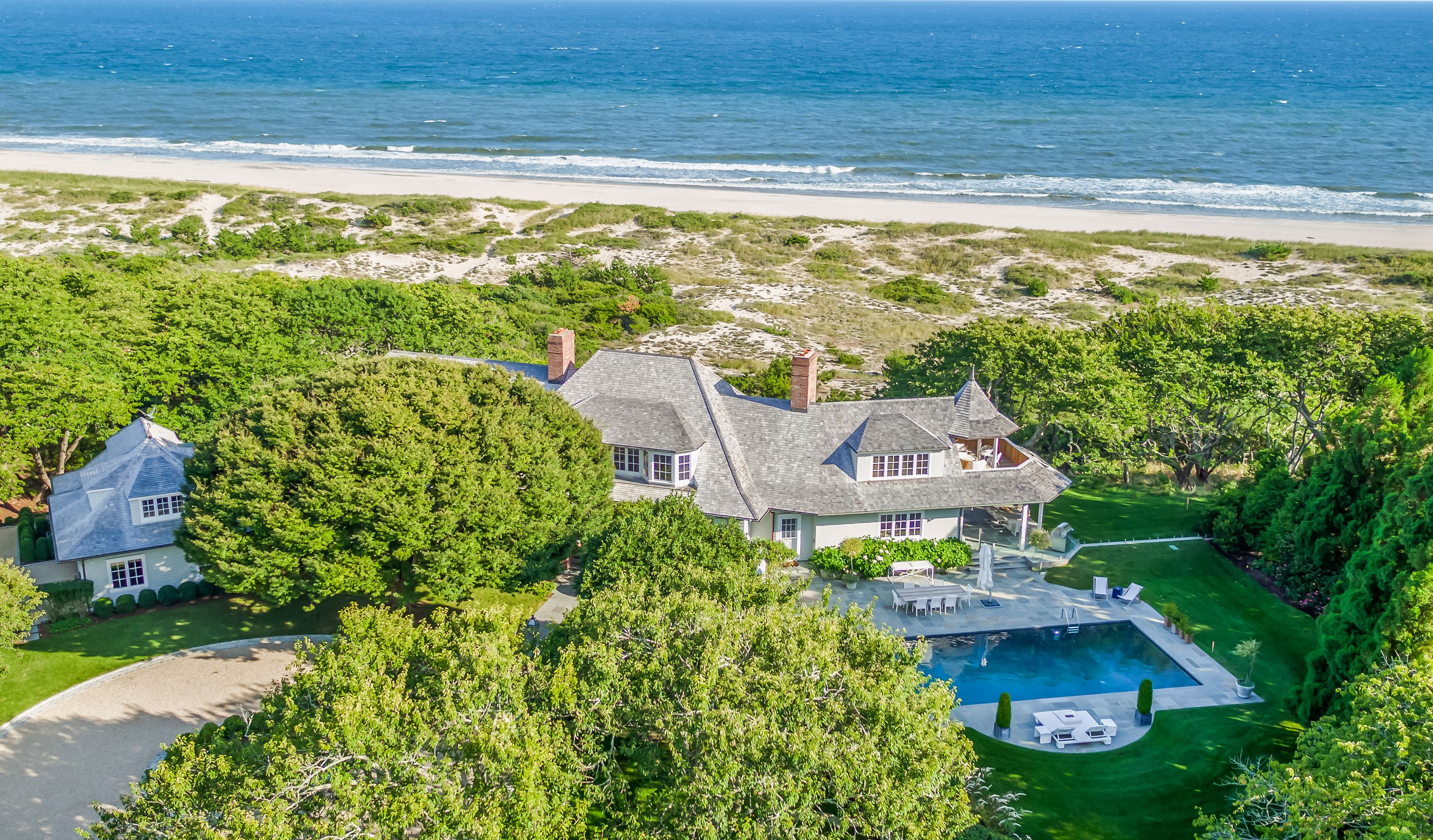 26 & 32 Windmill Ln, East Hampton, NY 11937 Out East