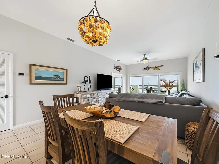 75 Comares Ave #3A — Photo 14