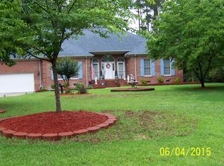1323 Pine Valley Dr, New Bern, NC 28562