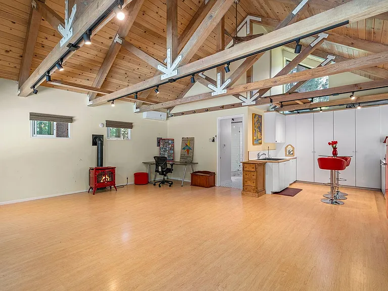 1091 Flume Rd — Photo 34